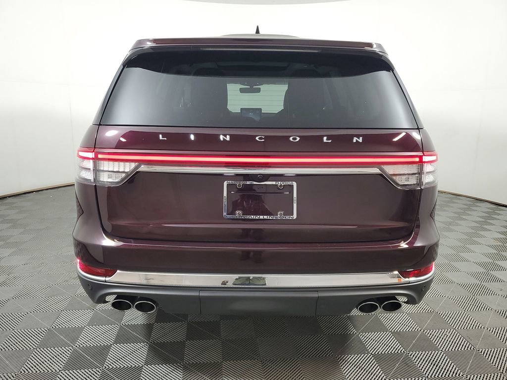 Used 2023 Lincoln Aviator Reserve w/ Equipment Group 201A RWD image 5