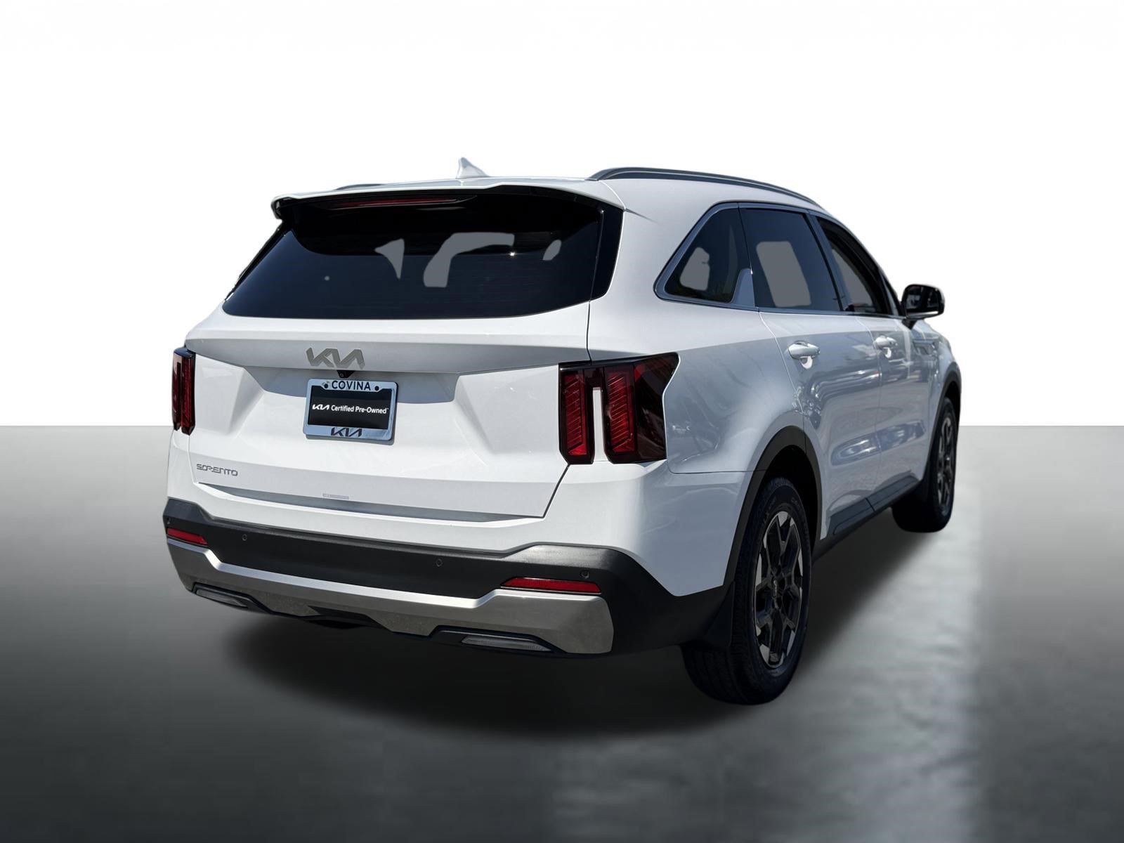 Certified 2025 Kia Sorento S w/ Panoramic Sunroof Package FWD image 8
