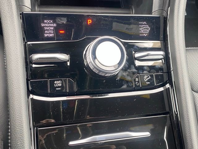 New 2025 Jeep Grand Cherokee Overland image 24