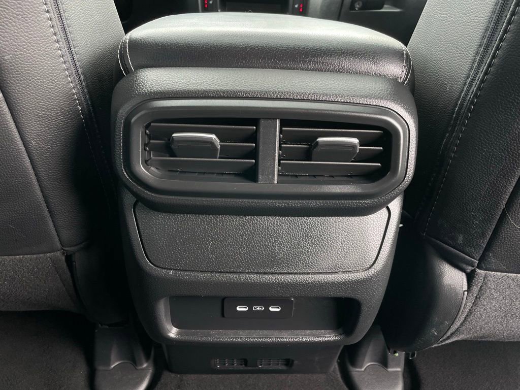 Certified 2025 Honda Passport EX-L image 38