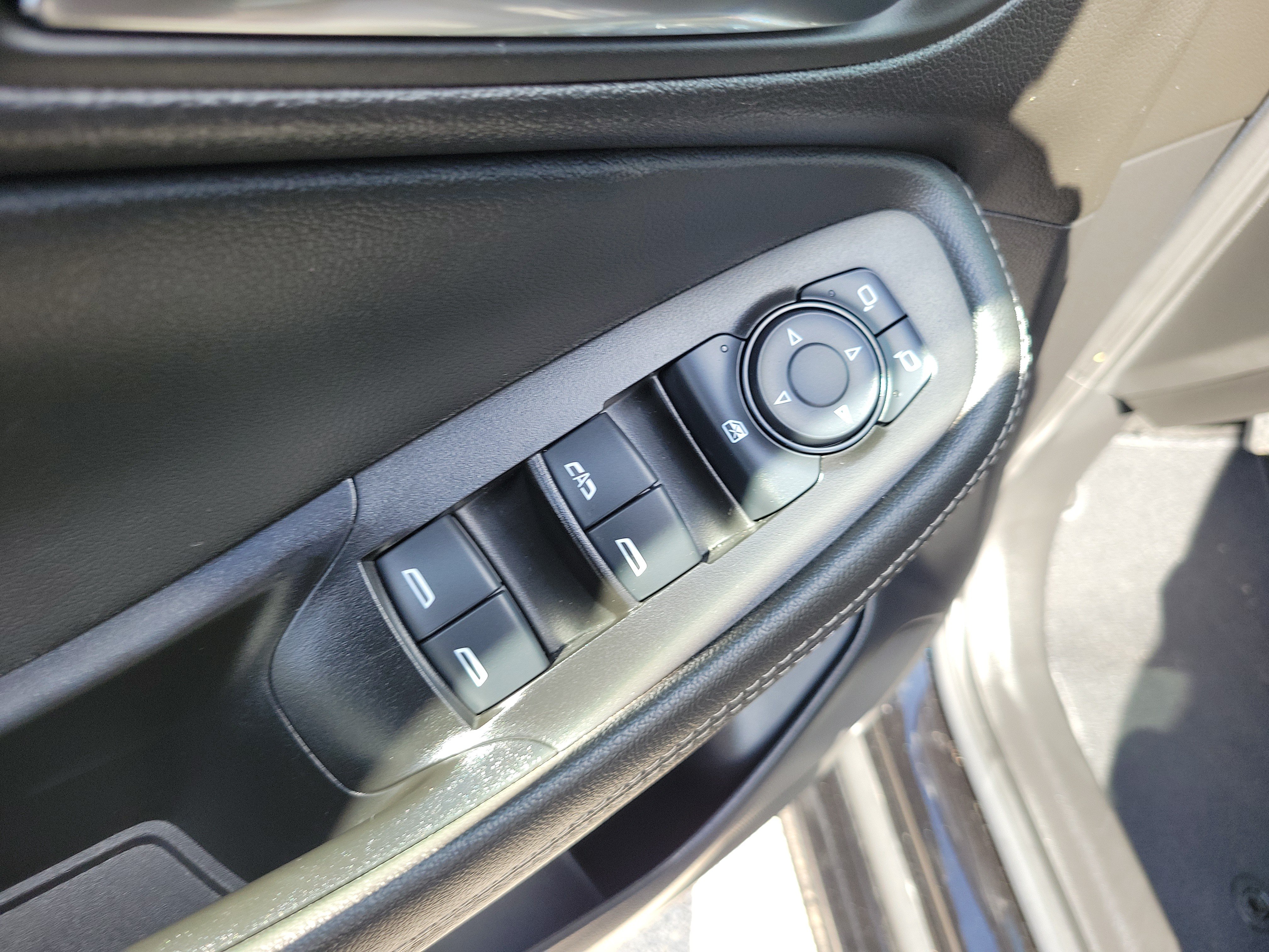 Used 2024 Buick Encore GX Sport Touring w/ Comfort Package FWD image 24