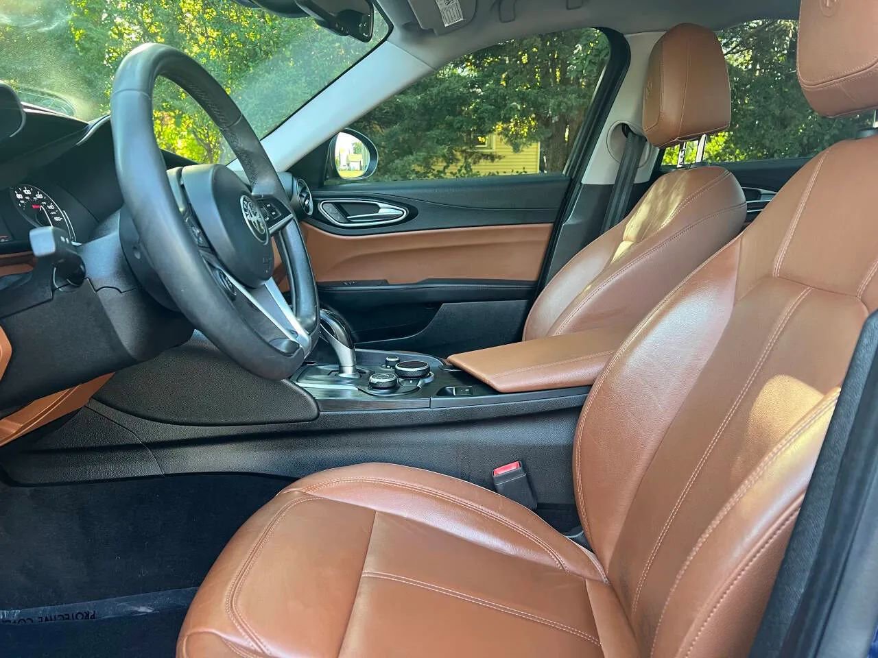 Used 2018 Alfa Romeo Giulia image 35