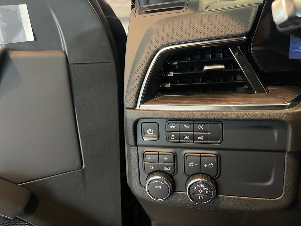 New 2025 Chevrolet Tahoe Premier image 17