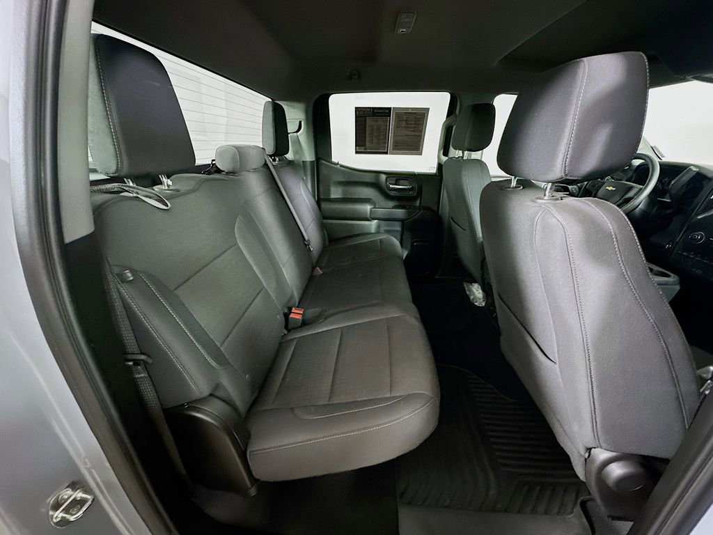 Used 2024 Chevrolet Silverado 1500 Custom image 11