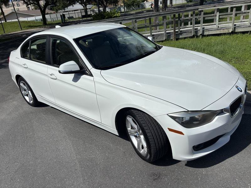 Used 2015 BMW 320i Sedan RWD image 11