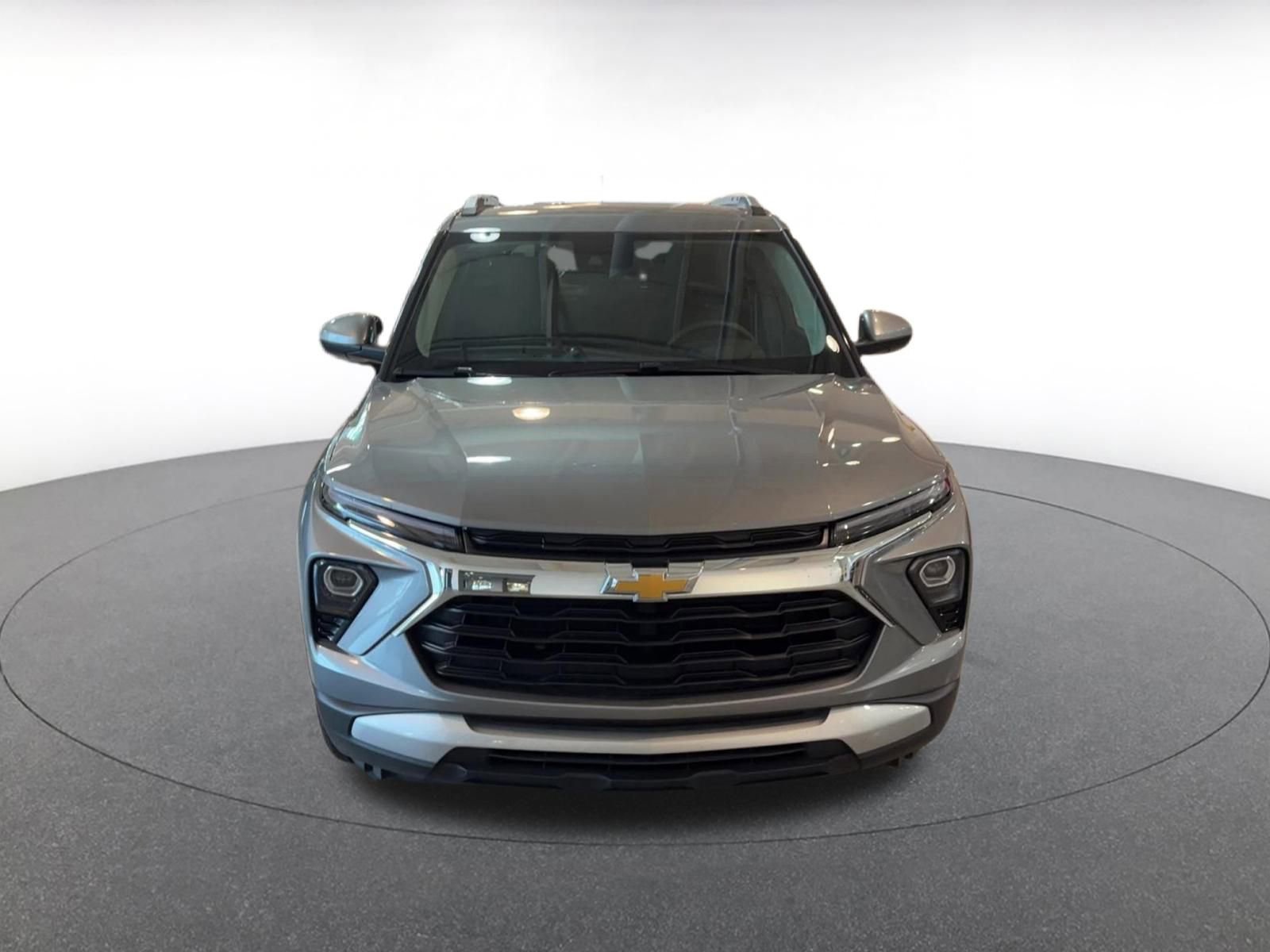 Used 2025 Chevrolet TrailBlazer LT image 4