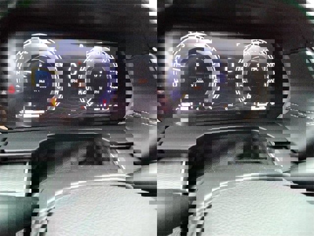 New 2025 Jeep Grand Cherokee Altitude image 26