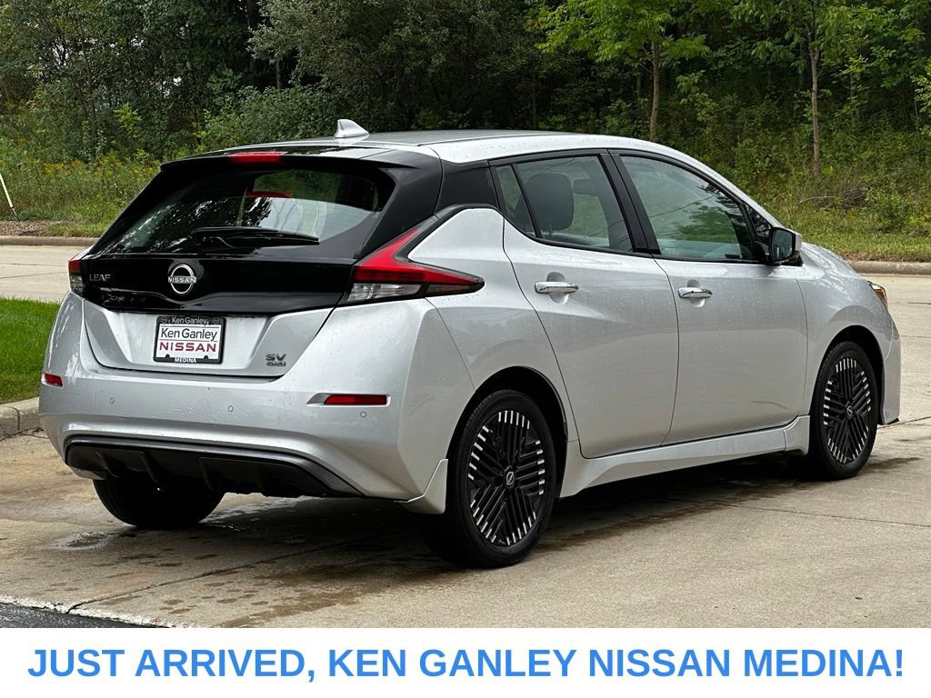 Certified 2023 Nissan Leaf SV Plus FWD image 3