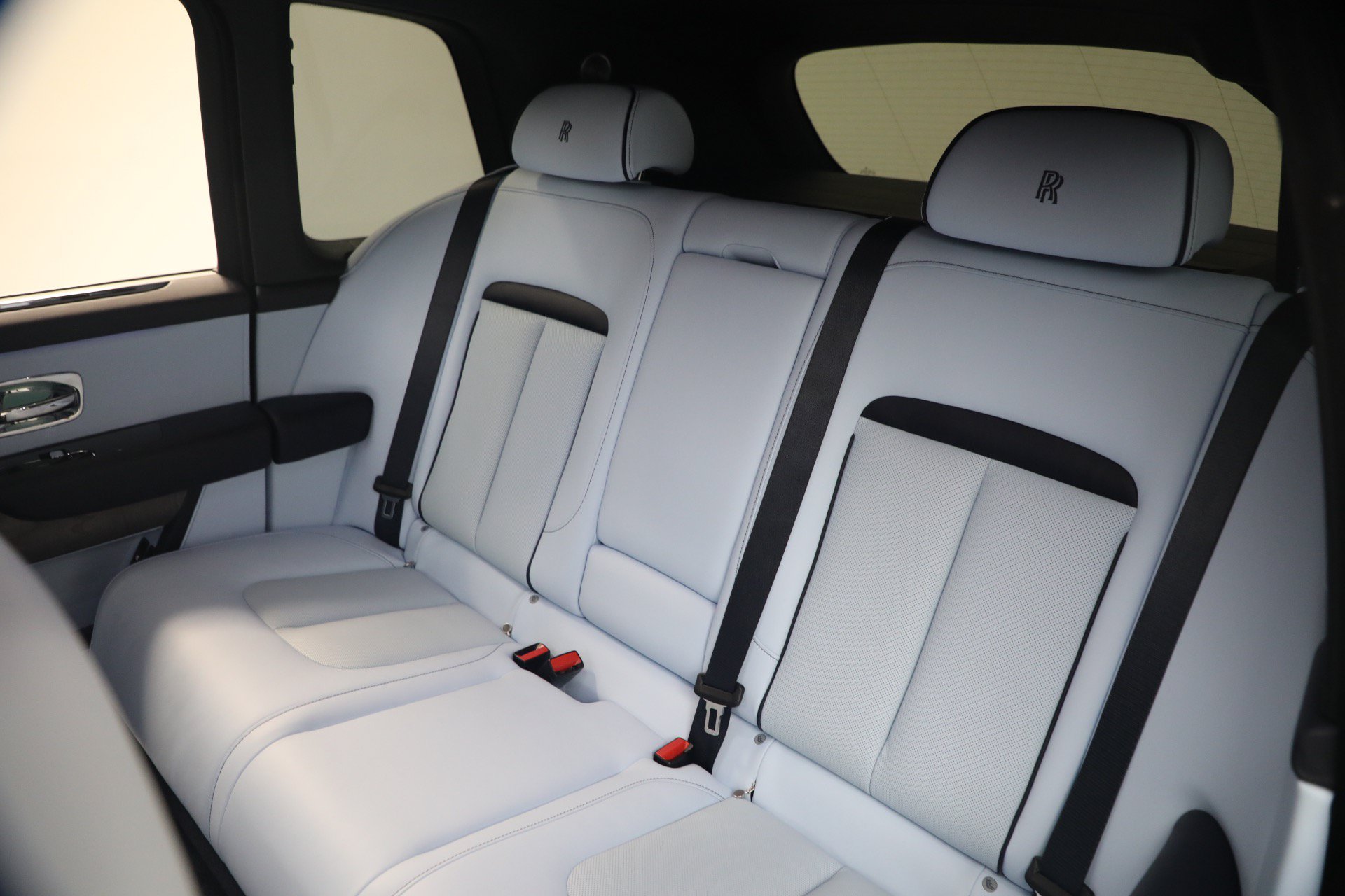 Certified 2025 Rolls-Royce Cullinan AWD/4WD image 20