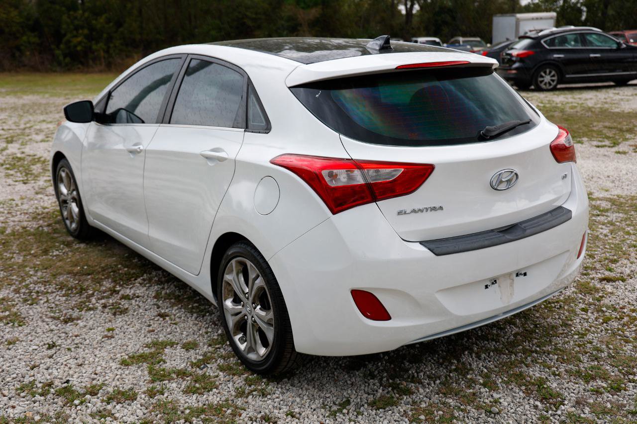 Used 2013 Hyundai Elantra GT w/ Style Pkg image 5