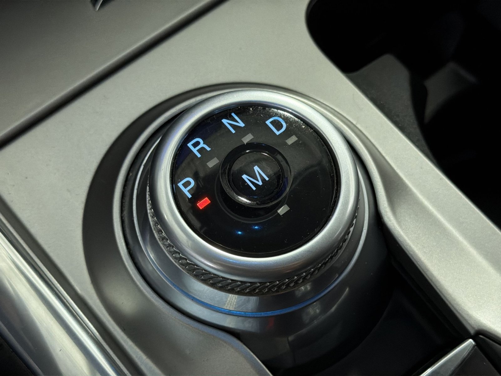 Used 2020 Ford Explorer Limited AWD/4WD image 22