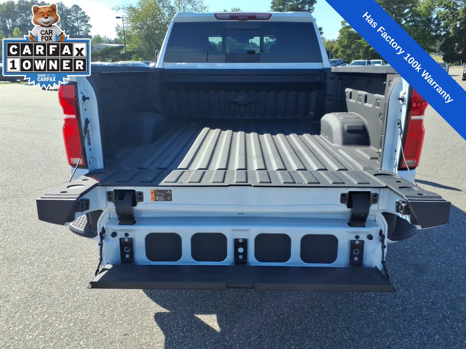 Used 2026 Chevrolet Silverado 2500 High Country w/ Technology Package AWD/4WD image 12