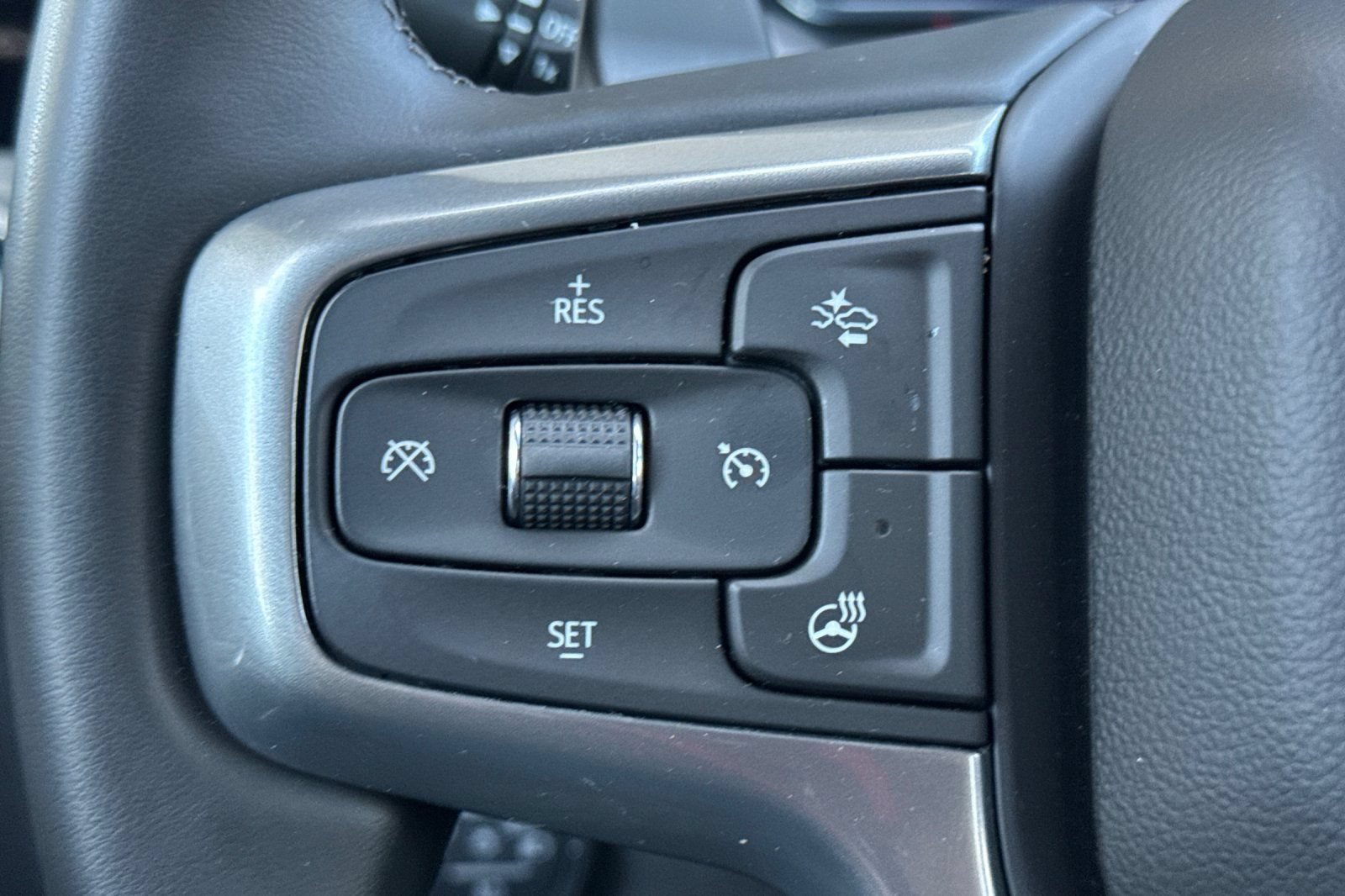 Used 2025 Chevrolet Silverado 1500 RST AWD/4WD image 26