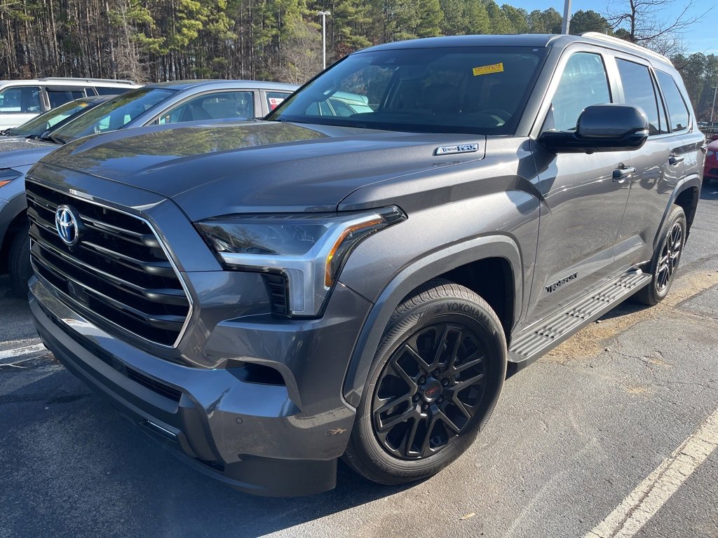 Used 2024 Toyota Sequoia SR5 image 2