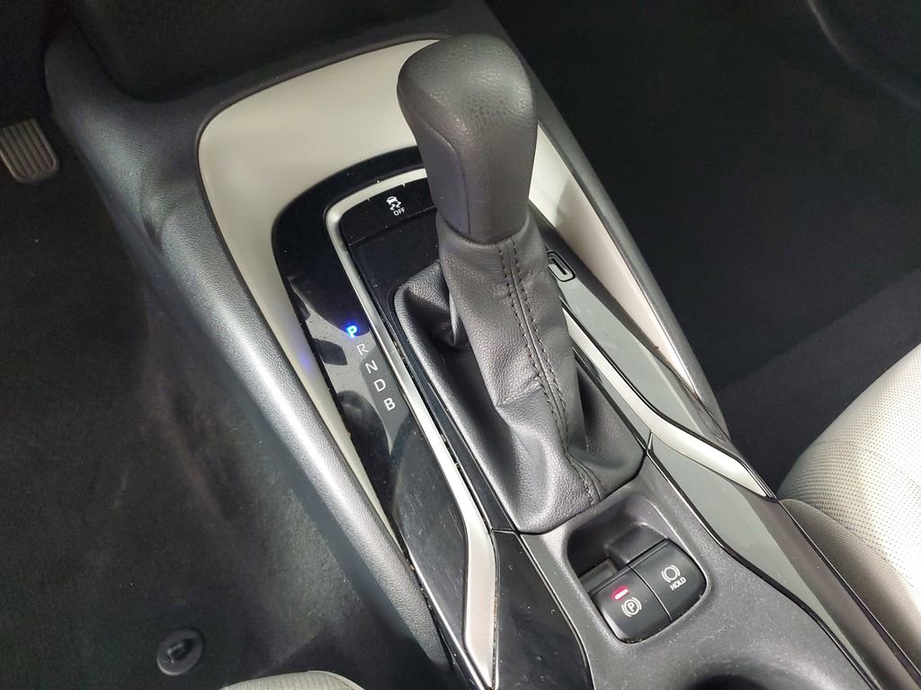 Used 2022 Toyota Corolla LE image 18