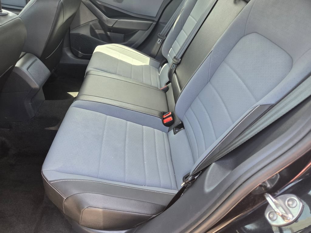 Used 2025 Volkswagen Jetta SE FWD image 21