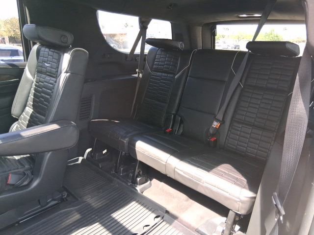 Used 2023 Cadillac Escalade ESV Sport Platinum w/ LPO, ONYX Package AWD/4WD image 27