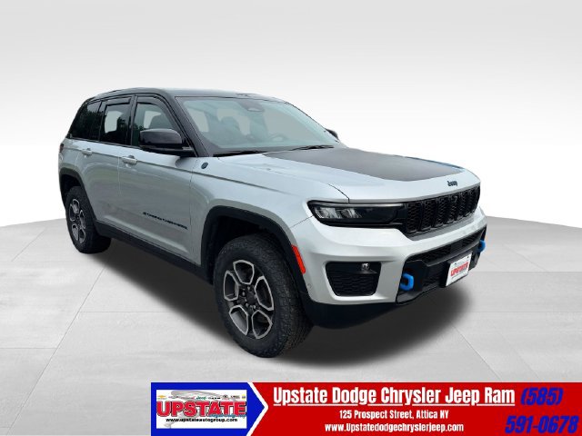Used 2023 Jeep Grand Cherokee Trailhawk w/ Advanced Protech Group II