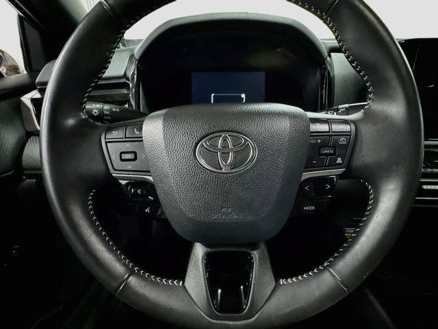 Used 2025 Toyota Camry SE w/ Convenience Package AWD/4WD image 11