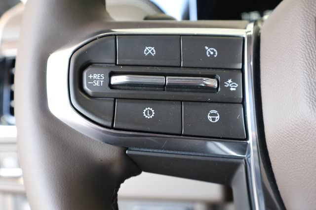 New 2026 GMC Yukon XL Elevation w/ Elevation Premium Package AWD/4WD image 30