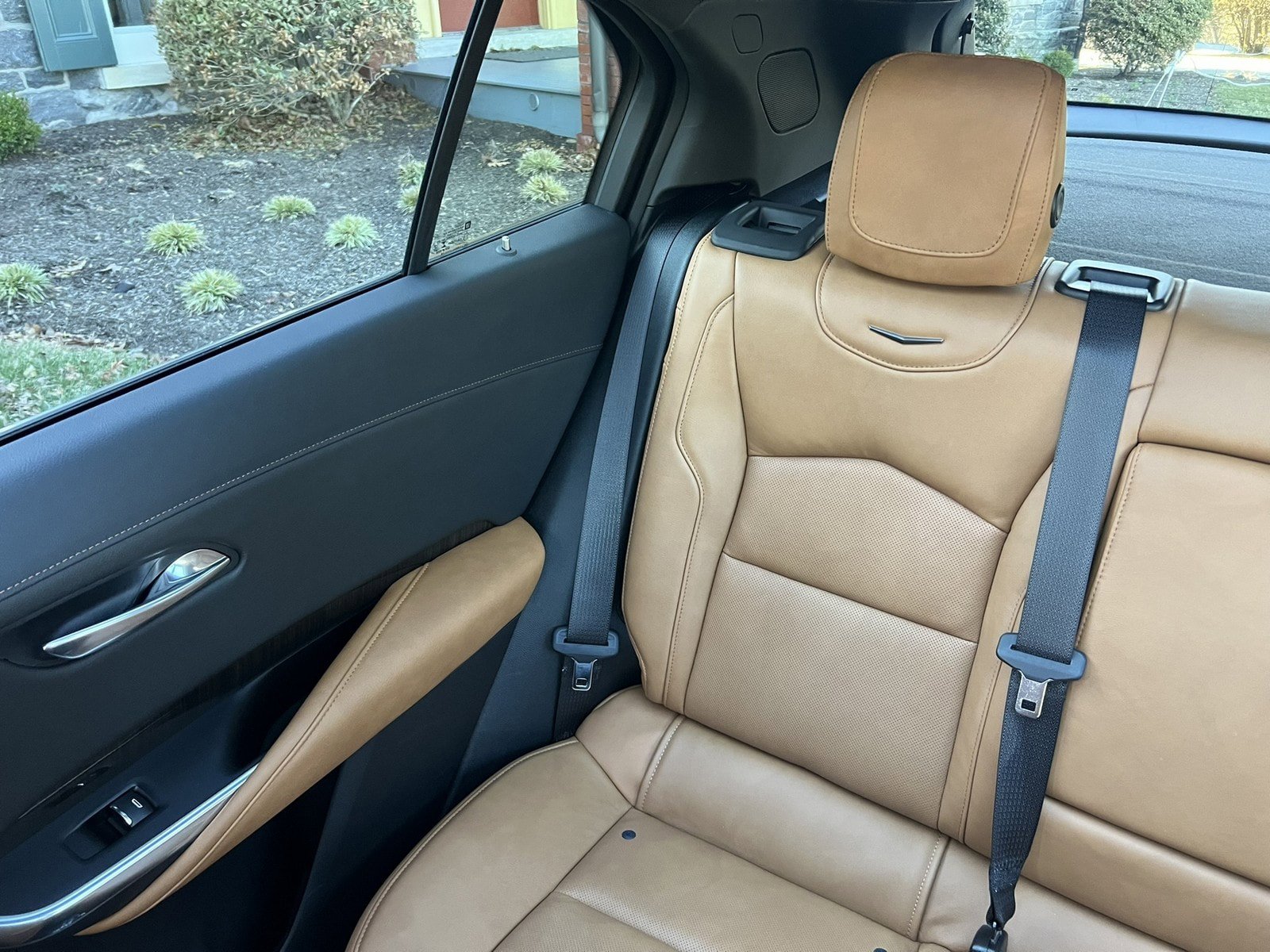 Used 2019 Cadillac XT4 Premium Luxury AWD/4WD image 19