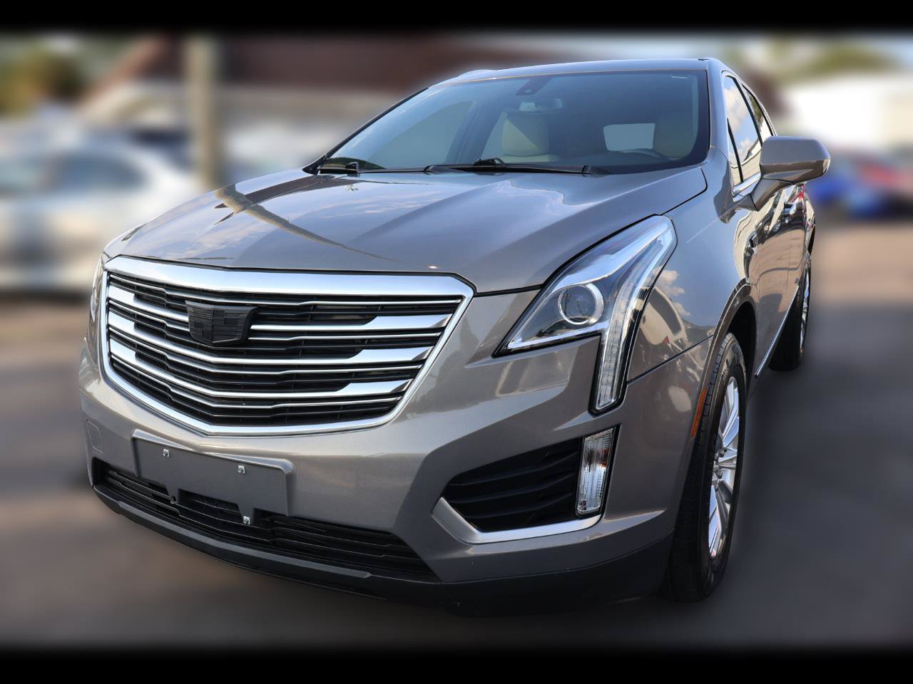 Used 2017 Cadillac XT5 FWD image 1