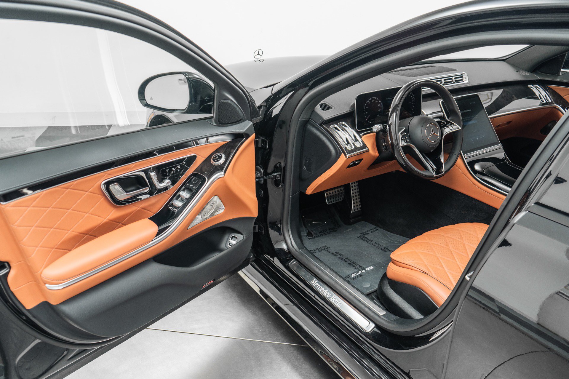 Used 2025 Mercedes-Benz S 580e 4MATIC Sedan image 22