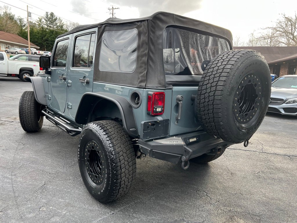 Used 2015 Jeep Wrangler Unlimited Sport image 12