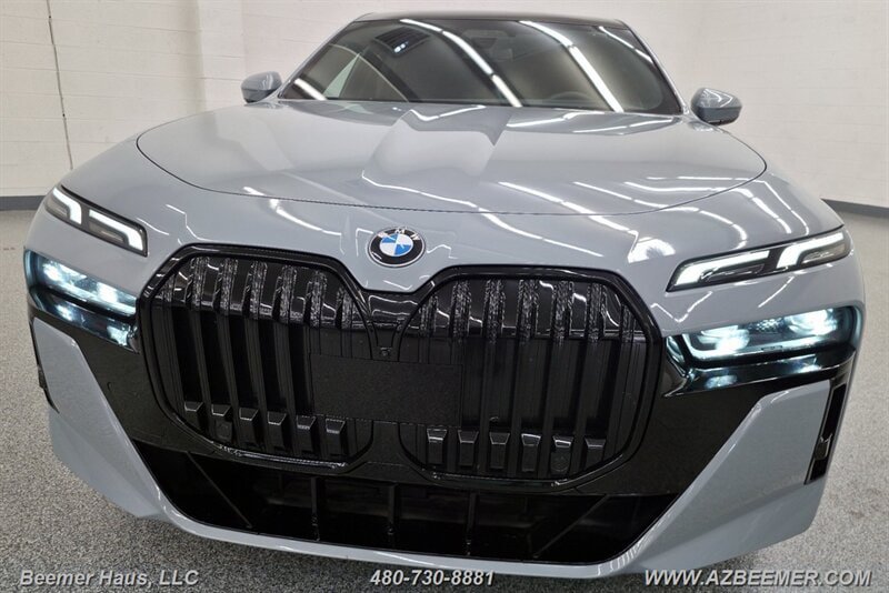Used 2023 BMW 740i RWD image 39