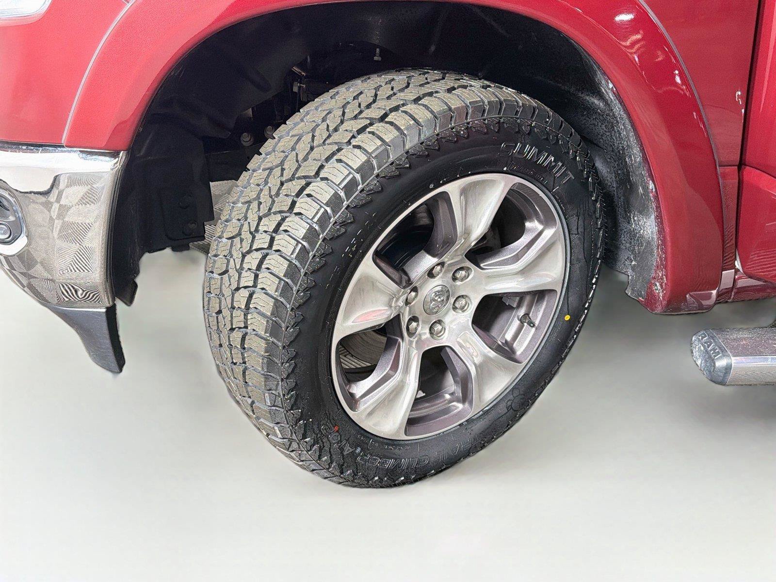 Used 2023 RAM 1500 Laramie AWD/4WD image 38