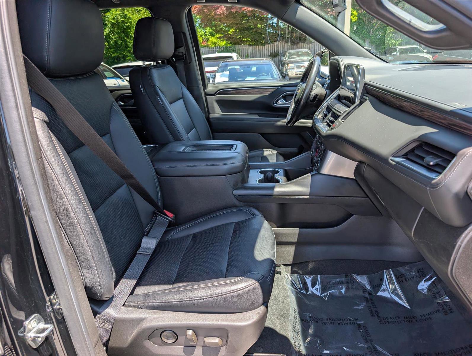 Used 2021 Chevrolet Suburban LS RWD image 11