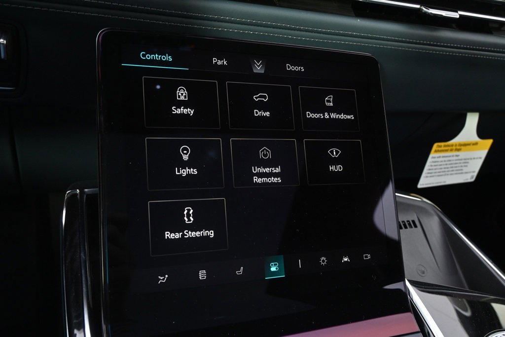 New 2025 Cadillac Escalade IQ Luxury 2 image 32