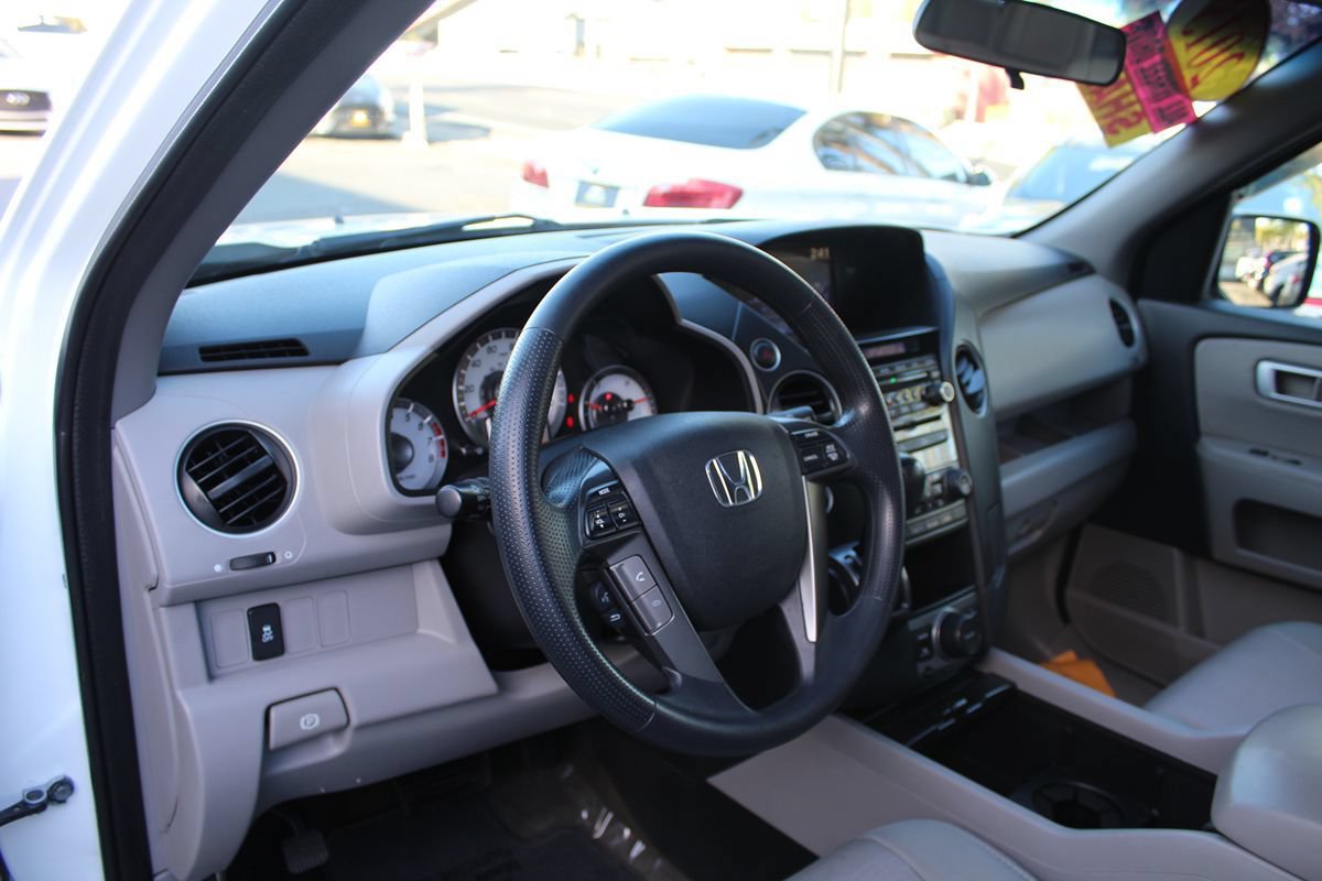 Used 2015 Honda Pilot SE image 16