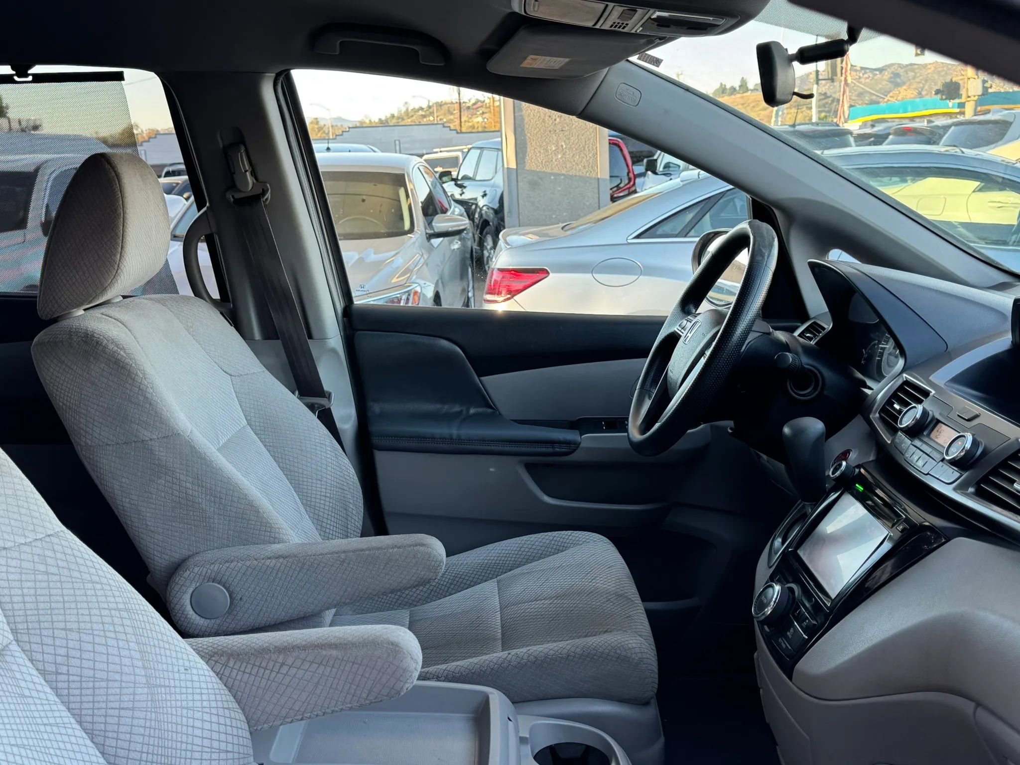 Used 2015 Honda Odyssey EX image 28