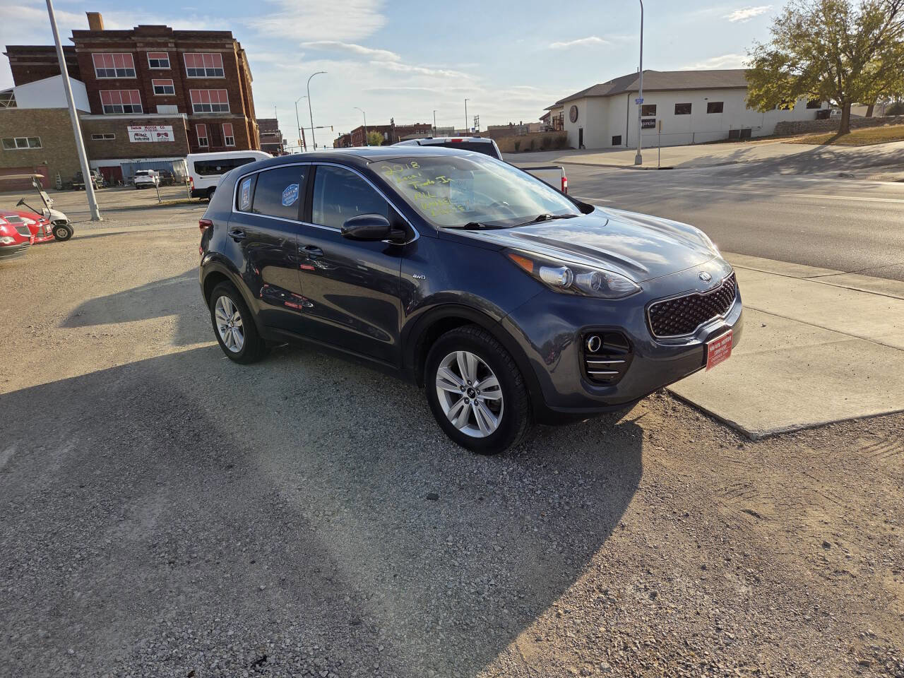 Used 2018 Kia Sportage LX image 2