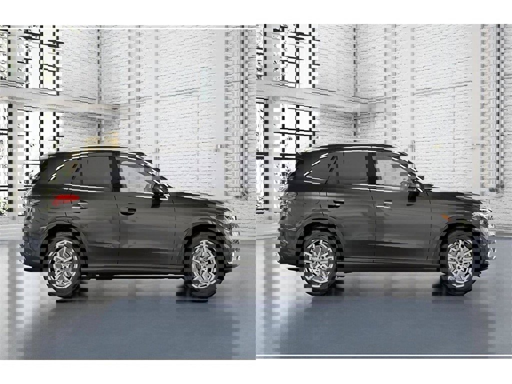 New 2026 Mercedes-Benz GLC 300 4MATIC image 2