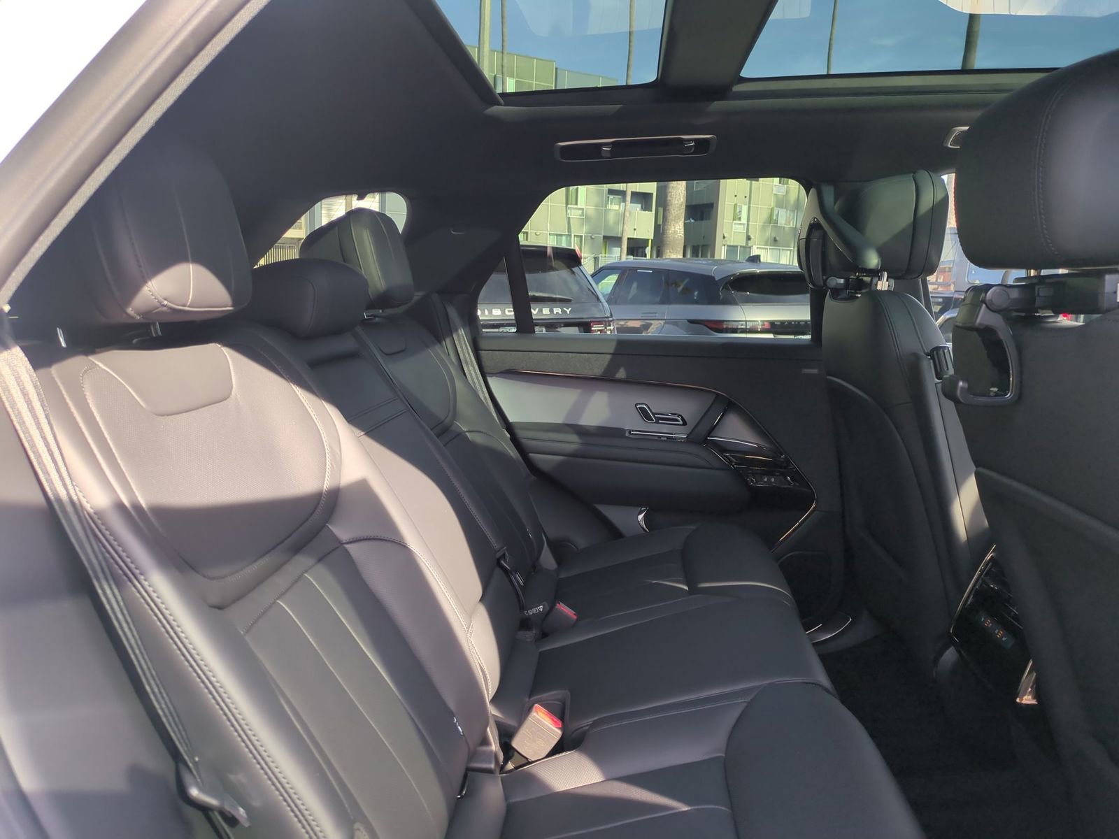 Used 2025 Land Rover Range Rover Sport Dynamic SE image 29
