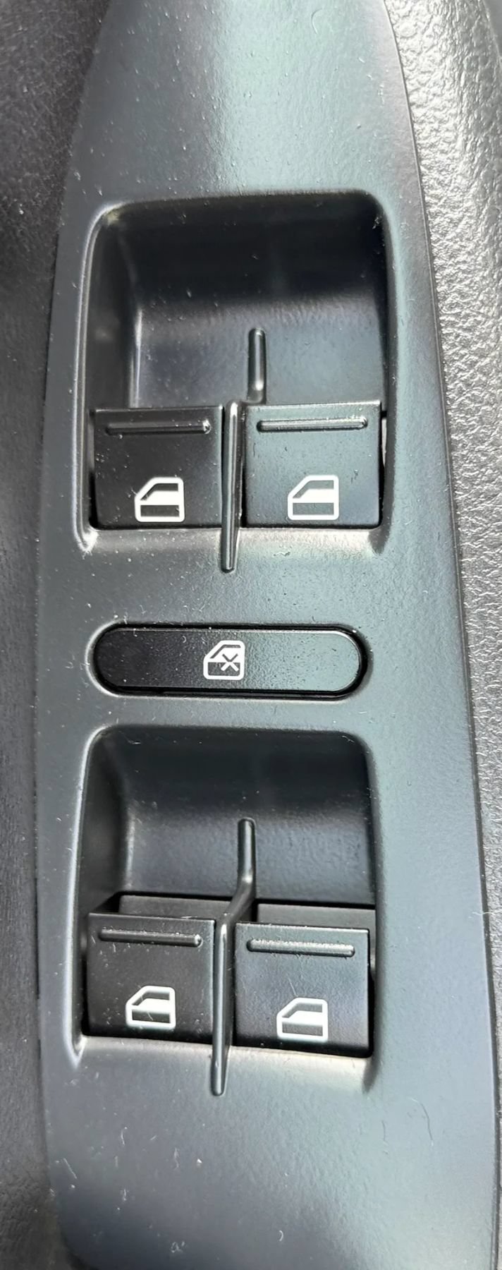 Used 2011 Volkswagen Jetta SE FWD image 22