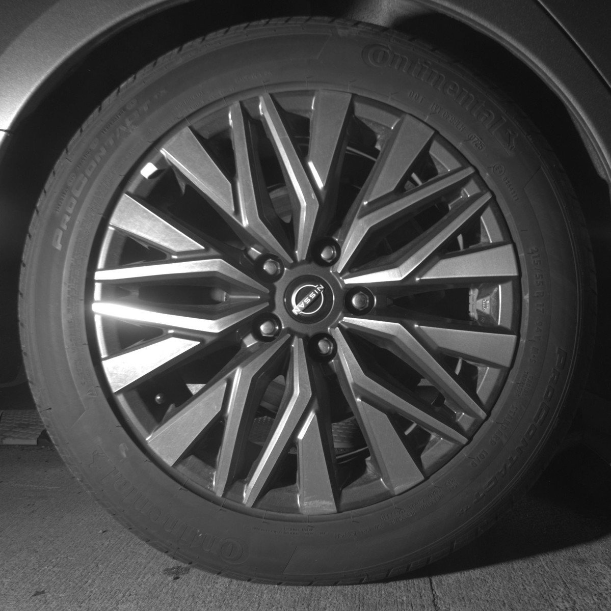 Used 2025 Nissan Altima 2.5 SV FWD image 15