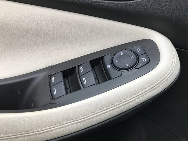 Certified 2023 Buick Encore GX Preferred w/ Cold Weather Comfort Package FWD image 12