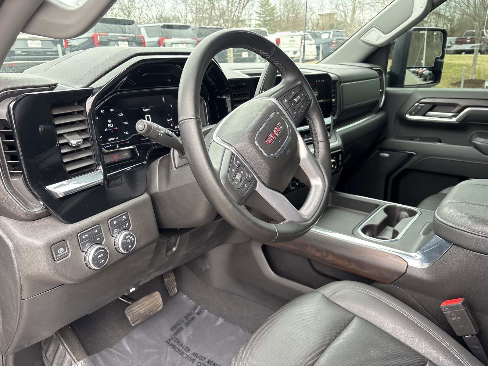 Certified 2024 GMC Sierra 2500 SLT w/ SLT Premium Package image 19