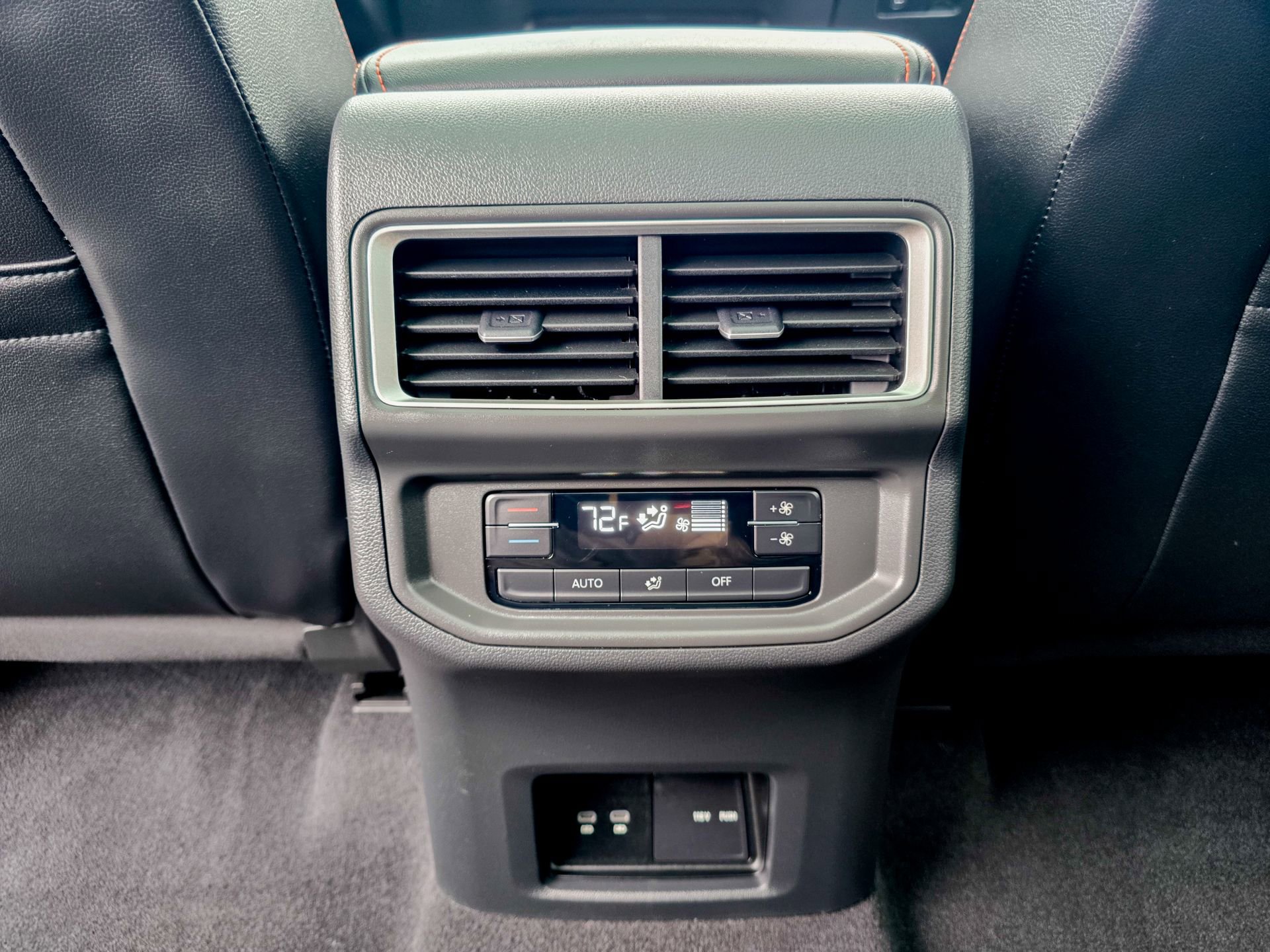 Used 2024 Volkswagen Atlas Peak Edition SE image 16