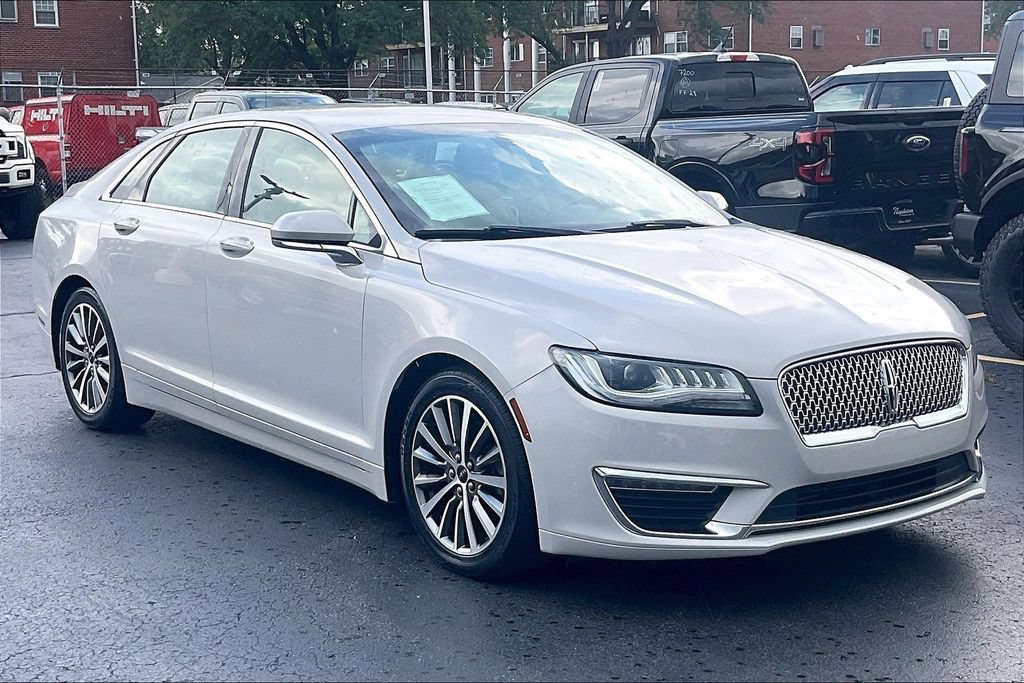 Used 2019 Lincoln MKZ Premiere FWD image 33