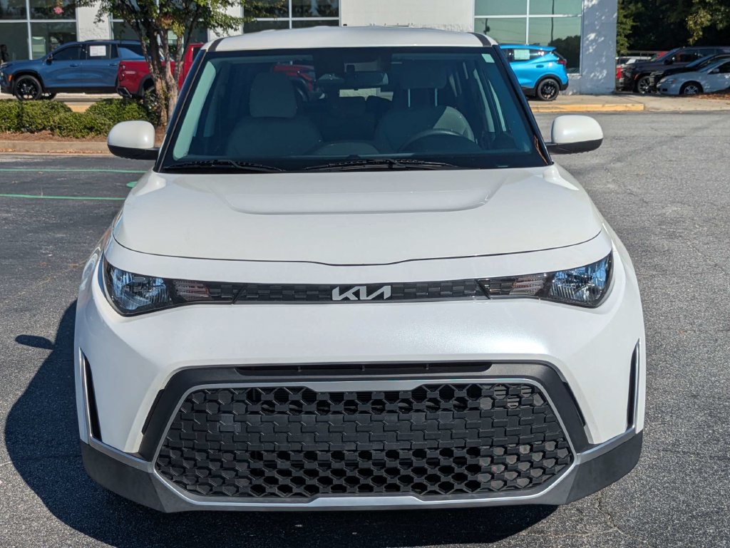 Used 2023 Kia Soul LX FWD image 9