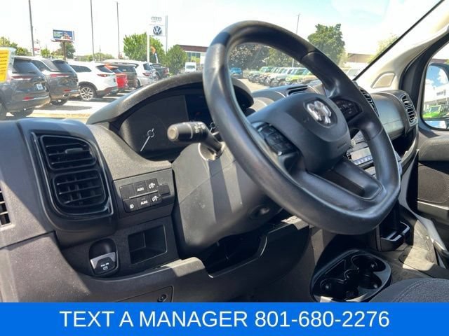 Used 2023 RAM ProMaster 2500 w/ Driver Convenience Group FWD image 19