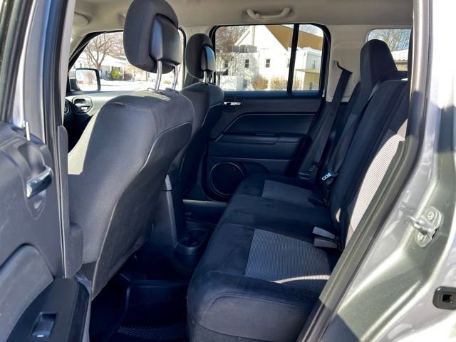 Used 2015 Jeep Patriot Latitude image 16