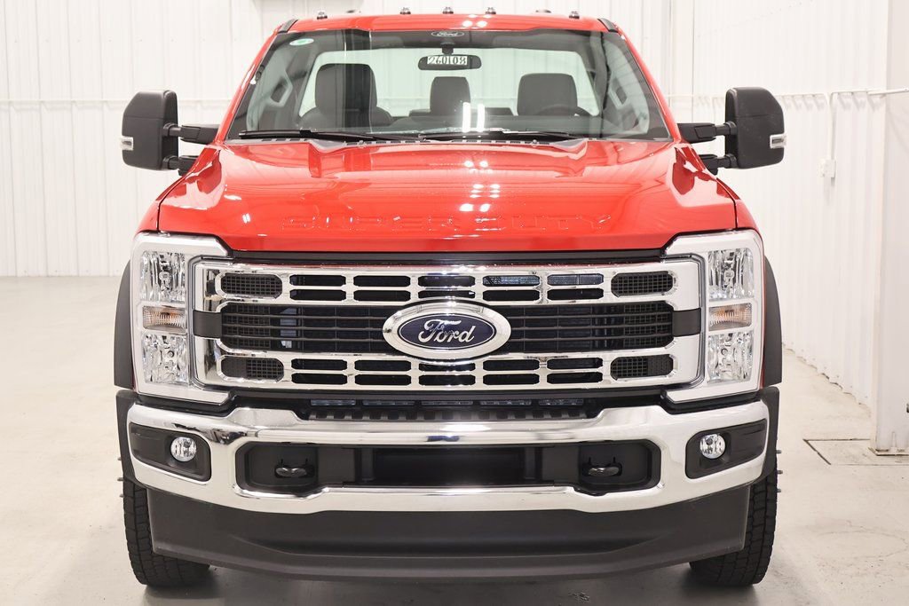 New 2026 Ford F550 4x4 Regular Cab Super Duty image 3