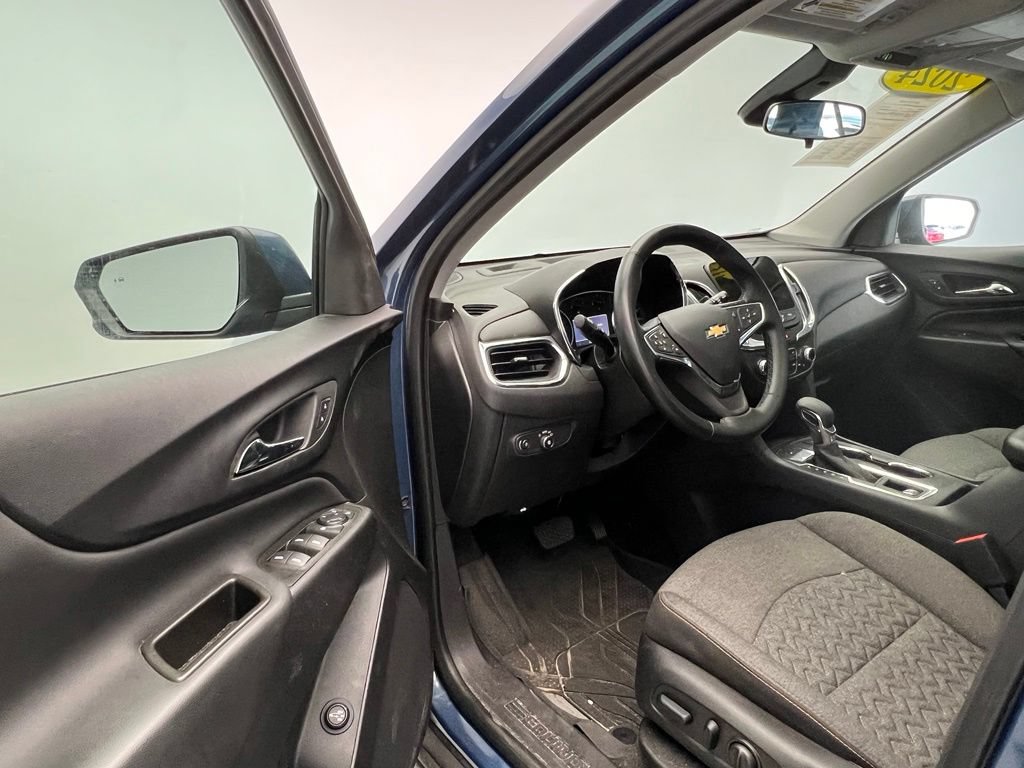 Used 2024 Chevrolet Equinox LT FWD image 21
