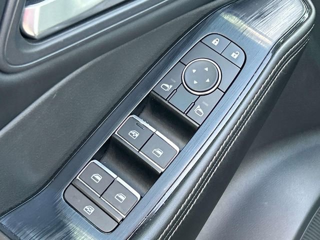 Used 2023 Nissan Rogue SL image 26