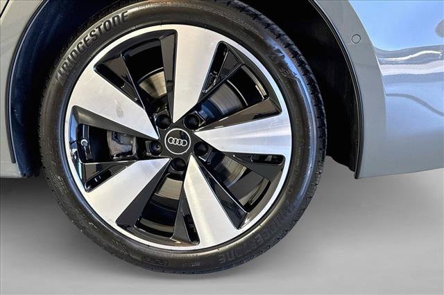 Used 2025 Audi A5 2.0T Premium Plus w/ Premium Plus AWD/4WD image 10